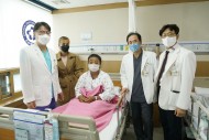 20221021 조선대병원, 캄보디아 환자 ‘무료 안과수술’ 나눔의료